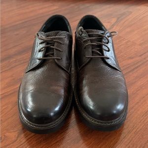 Johnston&murphy cap toe Oxford dress shoes - wide